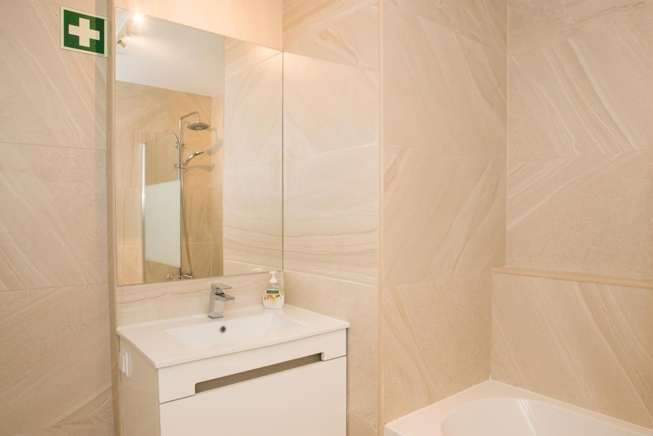 Two Bedroom Stylish Central Tavira Apartment. Exteriör bild